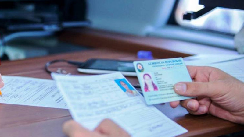 Niyə Azərbaycanda hələ də milli soyadları məsələsinə laqeyd yanaşılır?