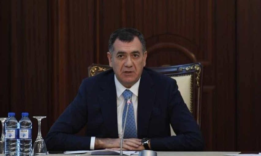 “NƏ QƏDƏR Kİ O NAZİRDİR...” – “Çevriliş fikrinə düşənlər yalnız kimlərisə pul qarşılığında bədbəxt edirlər”