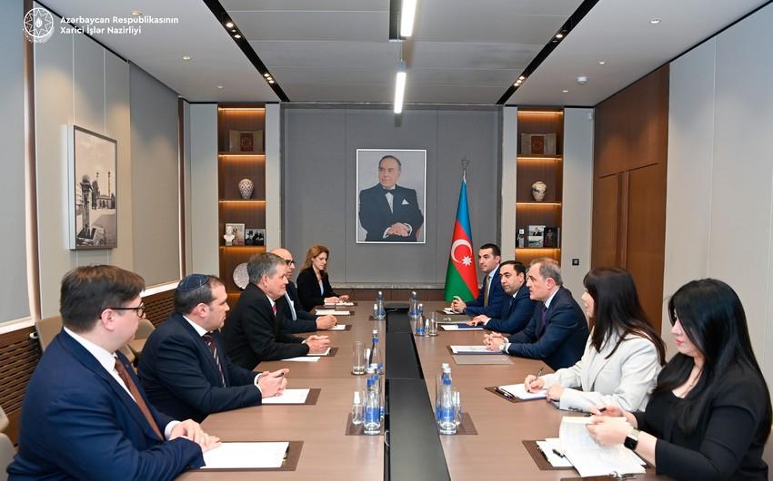 Ceyhun Bayramov ABŞ Senatının Xarici Əlaqələr Komitəsinin üzvü ilə görüşüb