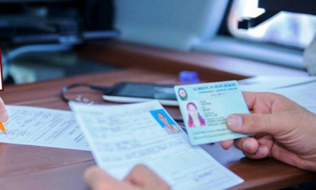 Azərbaycanda 634 şəxsin soyadının sonluğu, 9 nəfərin ata adı dəyişdirildi