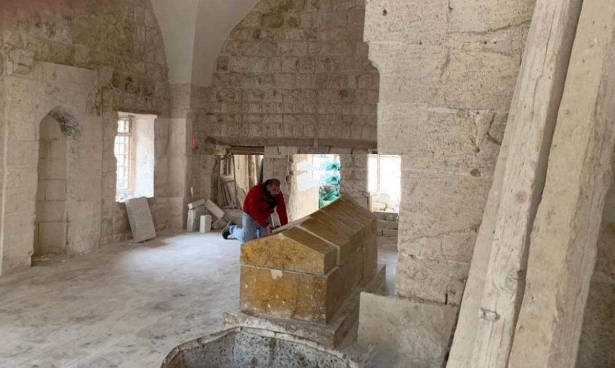 Nəsiminin Suriyadakı məzarı Azərbaycana gətirilə bilər