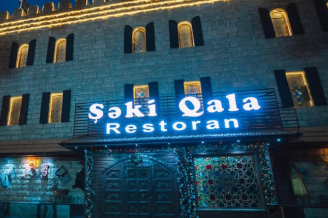 Bakıda dairə ləğv edilir, məşhur restoran sökülür - VİDEO
