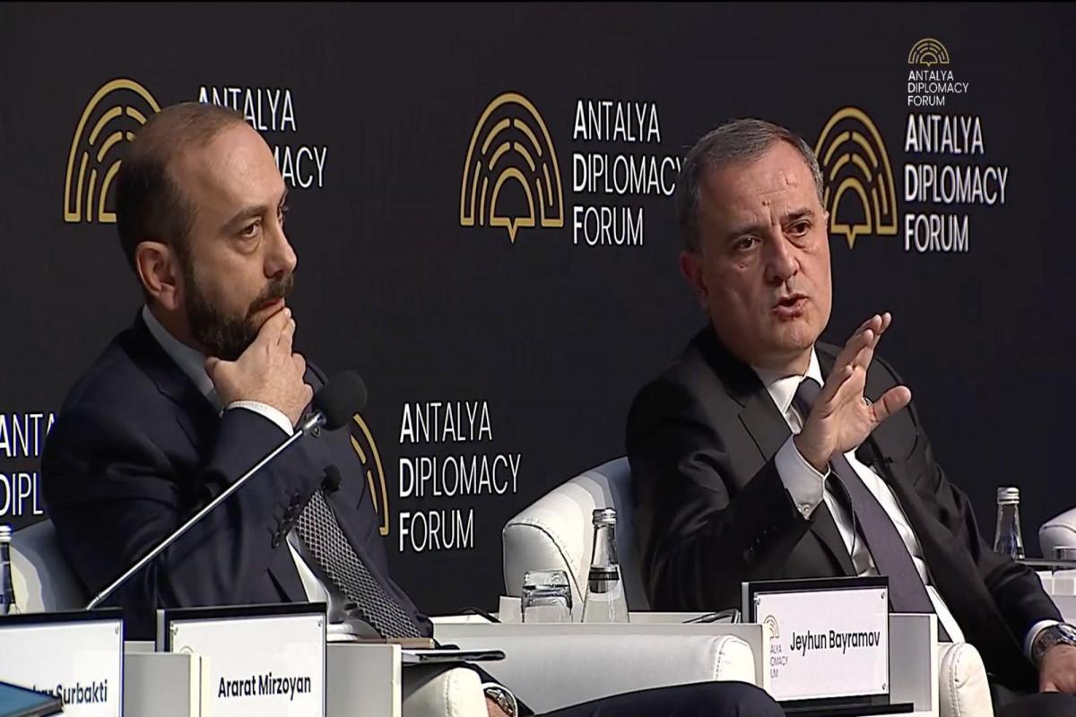 "Azərbaycan Konstitusiyasında heç bir ərazi iddiası yer almır" - Ceyhun Bayramov