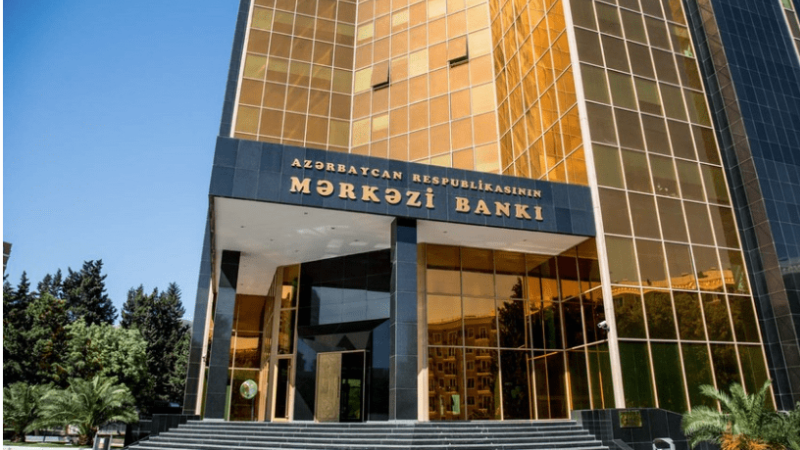 Mərkəzi Bank 1 ton çay, 381 kq kofe, 6 ton süd və 2 ton qənd alır
