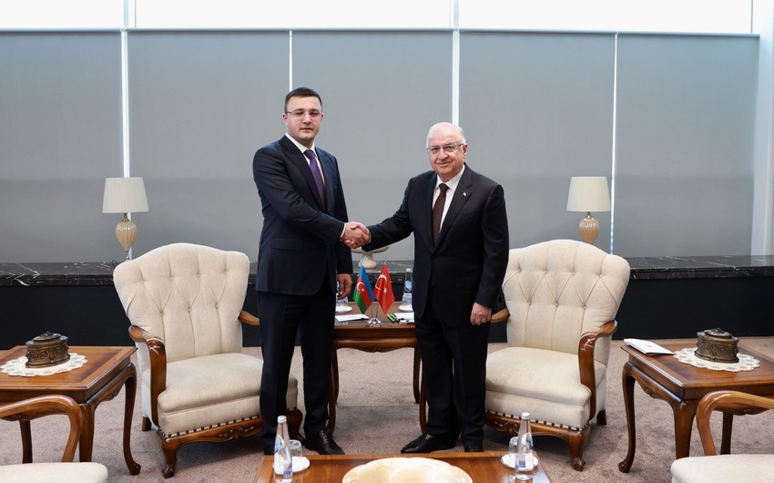 Yaşar Güler Azərbaycanın müdafiə nazirinin müavinini qəbul edib