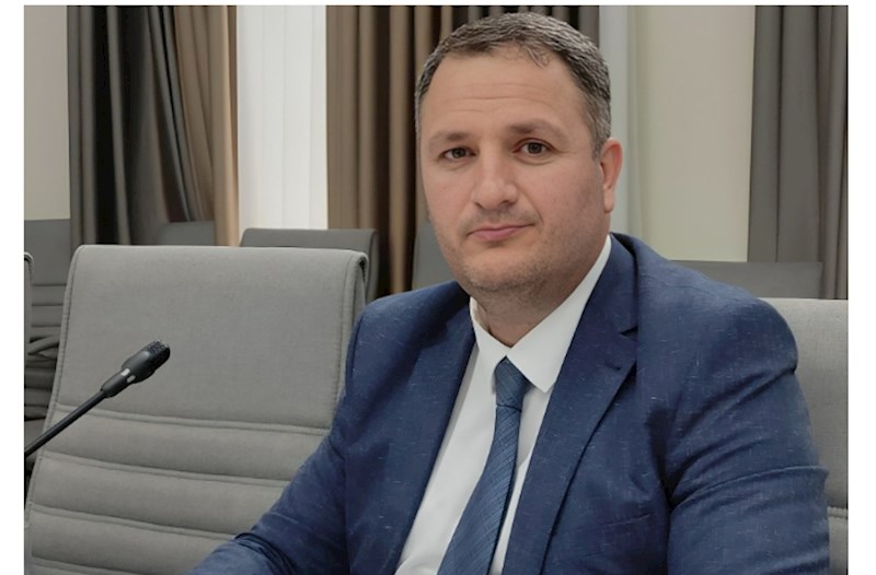Bu rus sözləri lüğətə əlavə edilir? — Dilçi alimdən AÇIQLAMA