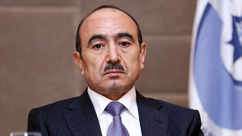 “Ramiz Mehdiyevin mənə nə dəxli var?” – Əli Həsənov danışdı