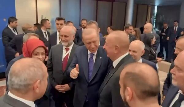Ərdoğanın Əliyevlə görüşdə Paşinyana əl jesti… - Video