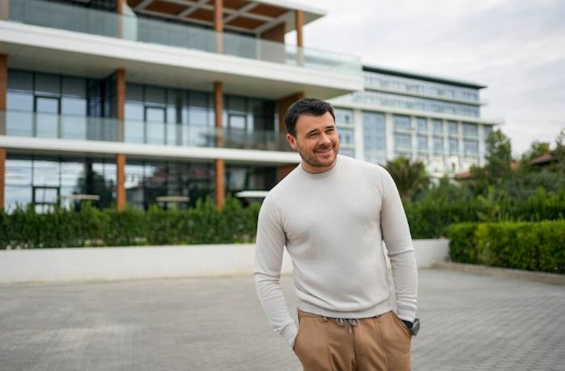 Emin Ağalarov Bakıda orta məktəb tikir