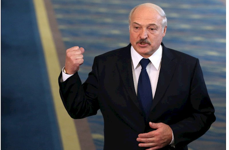 Lukaşenko: "Prezident olmurlar, prezident doğulurlar"