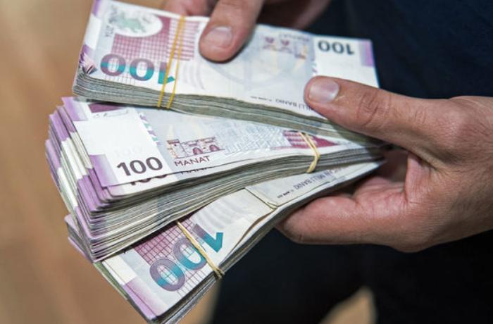 Azərbaycanda bu şəxslərin maaşı artırıldı