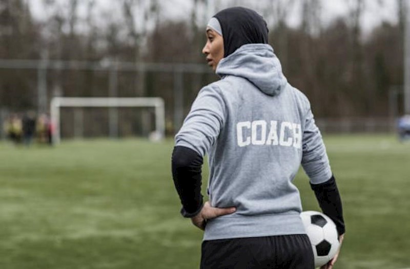   Kişilərin komandasında qadın məşqçi – Azərbaycan futbolunda ilk