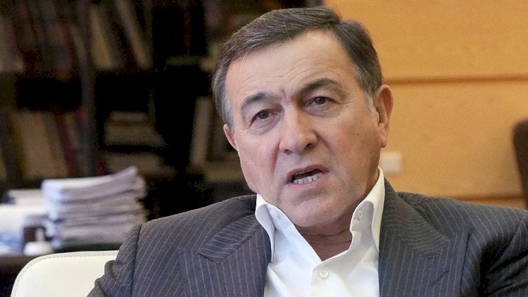Ağalarovun restoranında toy edən məmur işdən çıxarıldı