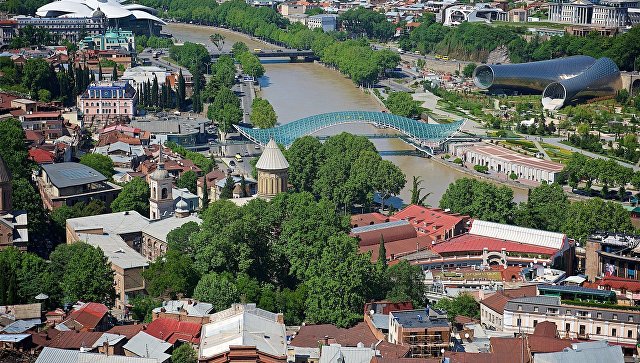 Azərbaycanlılar və ermənilər bu ölkədən çıxarıldı