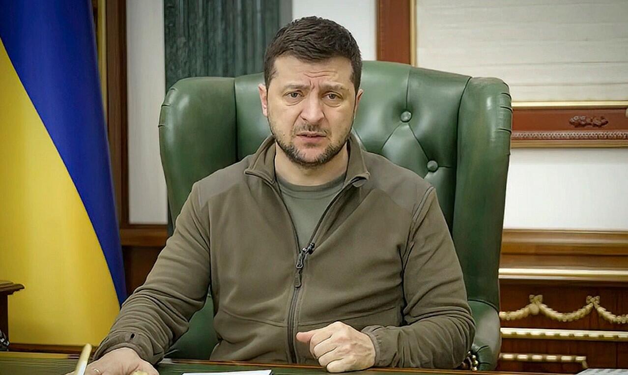 Zelenski ordunu Donbasdan çıxarmamaq üçün buna hazırdır