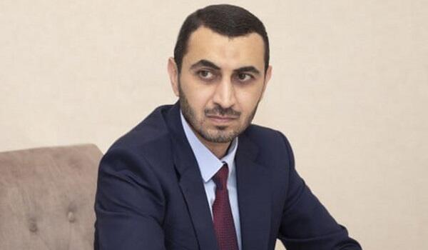 Xalası oğlunu direktor, yeznəsini özünə müavin təyin etdi
