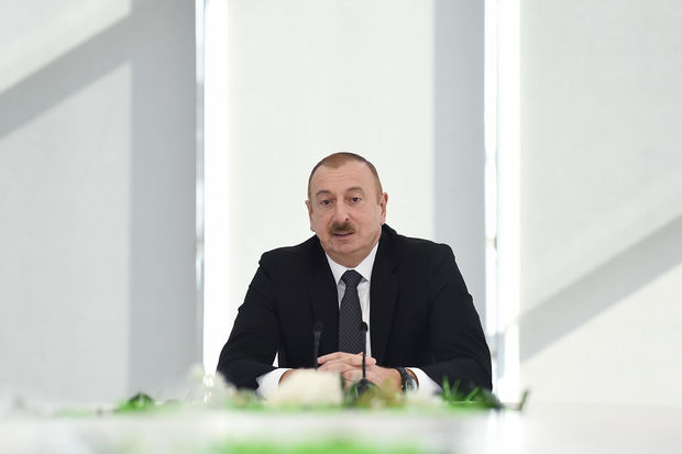 "AVROPA PARLAMENTİNDƏ BƏZİLƏRİ ÖZÜNÜ MANYAK KİMİ APARIR" - Prezident Qarabağla bağlı Forumda çıxış edib - VİDEO