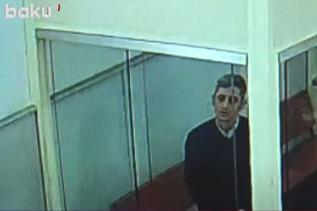 Söyüş üstündə dəhşətli qətl: Məhkəmə əmisini bıçaqlayan şəxsə hökm oxudu - VİDEO