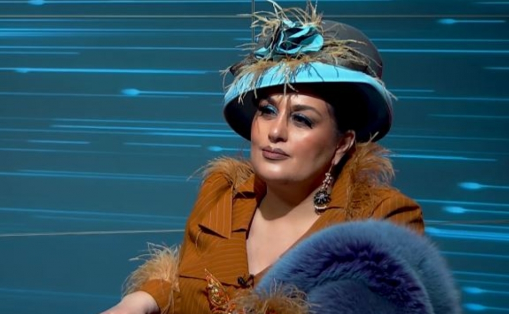 Elza Seyidcahandan yeni şeir: “Kimlər gəldi mən verdim…”