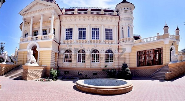 Bakıda bu villa 15 milyona satışa çıxarıldı - FOTOLAR