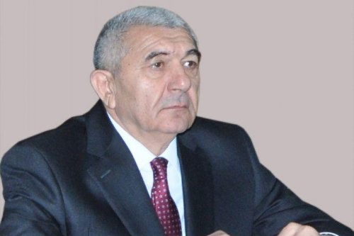 İcra başçısının oğlunun rəhbəri olduğu şirkət məhkəməyə verildi