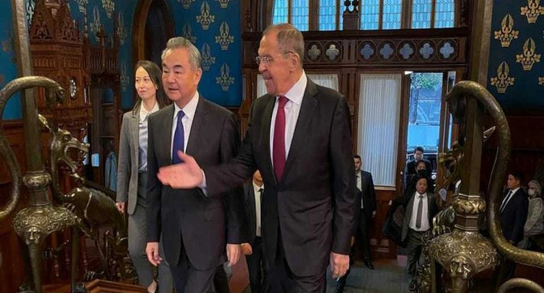 Moskvada Rusiya və Çin XİN rəhbərlərinin görüşü başlayıb