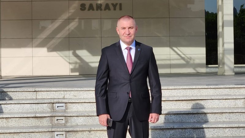 Yeni direktor gəldi, birinci müavin işdən çıxdı