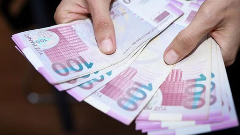 İşdən çıxan şəxsə maaş köçürülürsə, o pulu xərcləyə bilər?