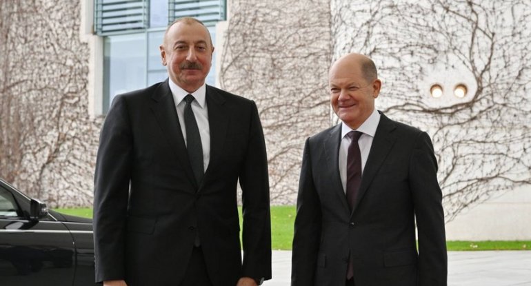Münxendə İlham Əliyevin Olaf Şoltsla görüşü olub - YENİLƏNİB (FOTO)