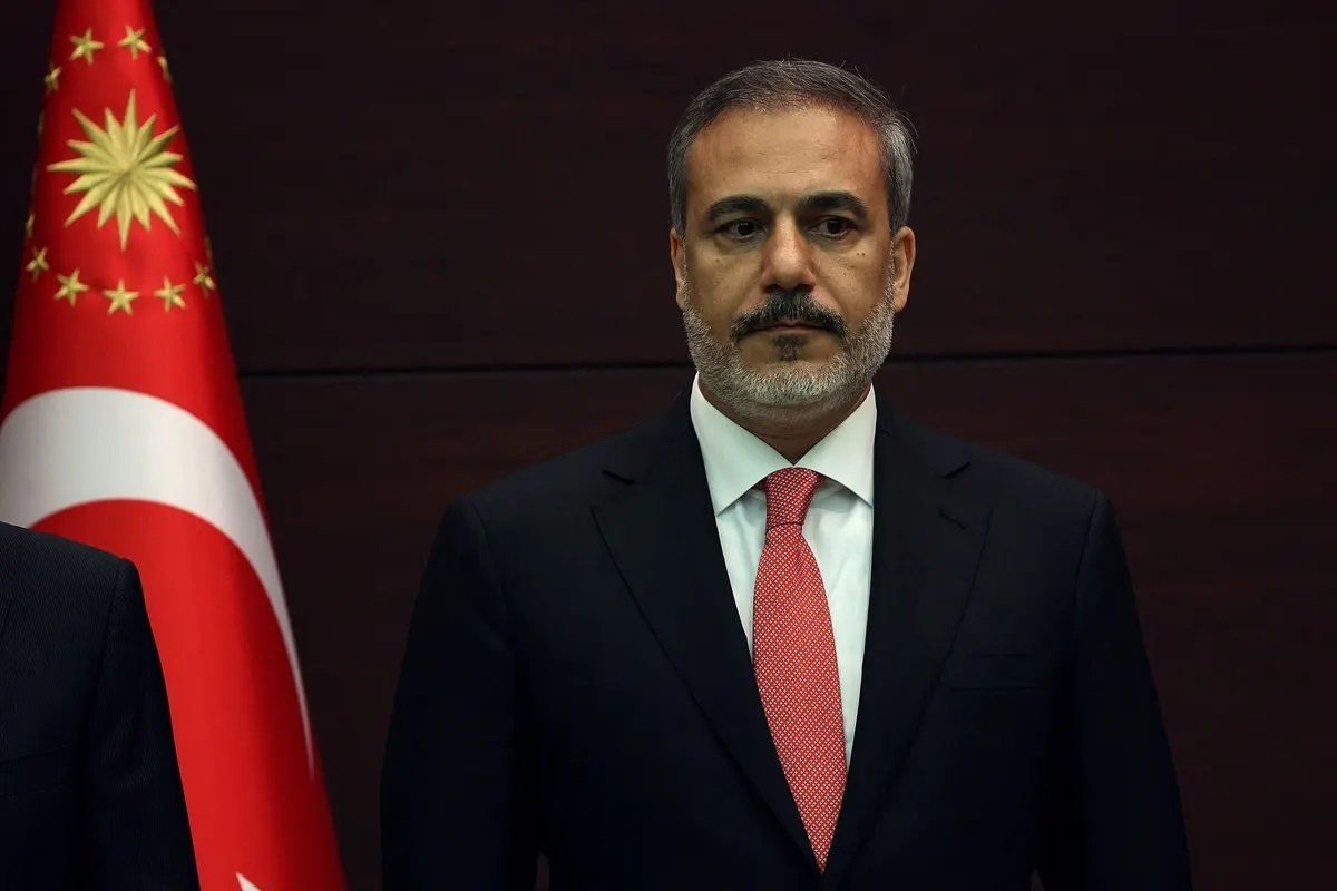 İraqın PKK-nı terror təşkilatı kimi tanımasını istəyirik - Hakan Fidan