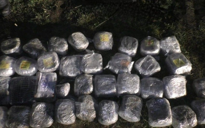 Yardımlıda dərədən 18 kq narkotik tapıldı - FOTO