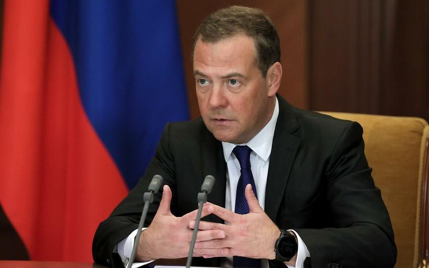 "Rusiya NATO-ya müharibə elan edə bilər” - Dmitri Medvedev