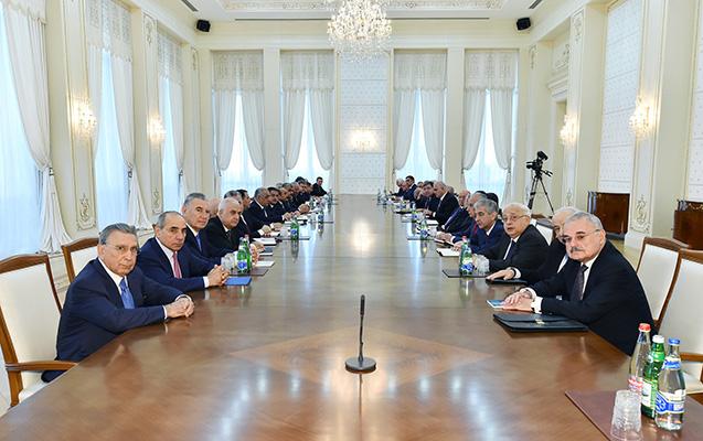 Vəzifə başında və istefada dünyasını dəyişən milyonçu nazirlər – Xəsətəlik pula, şöhrətə baxmır