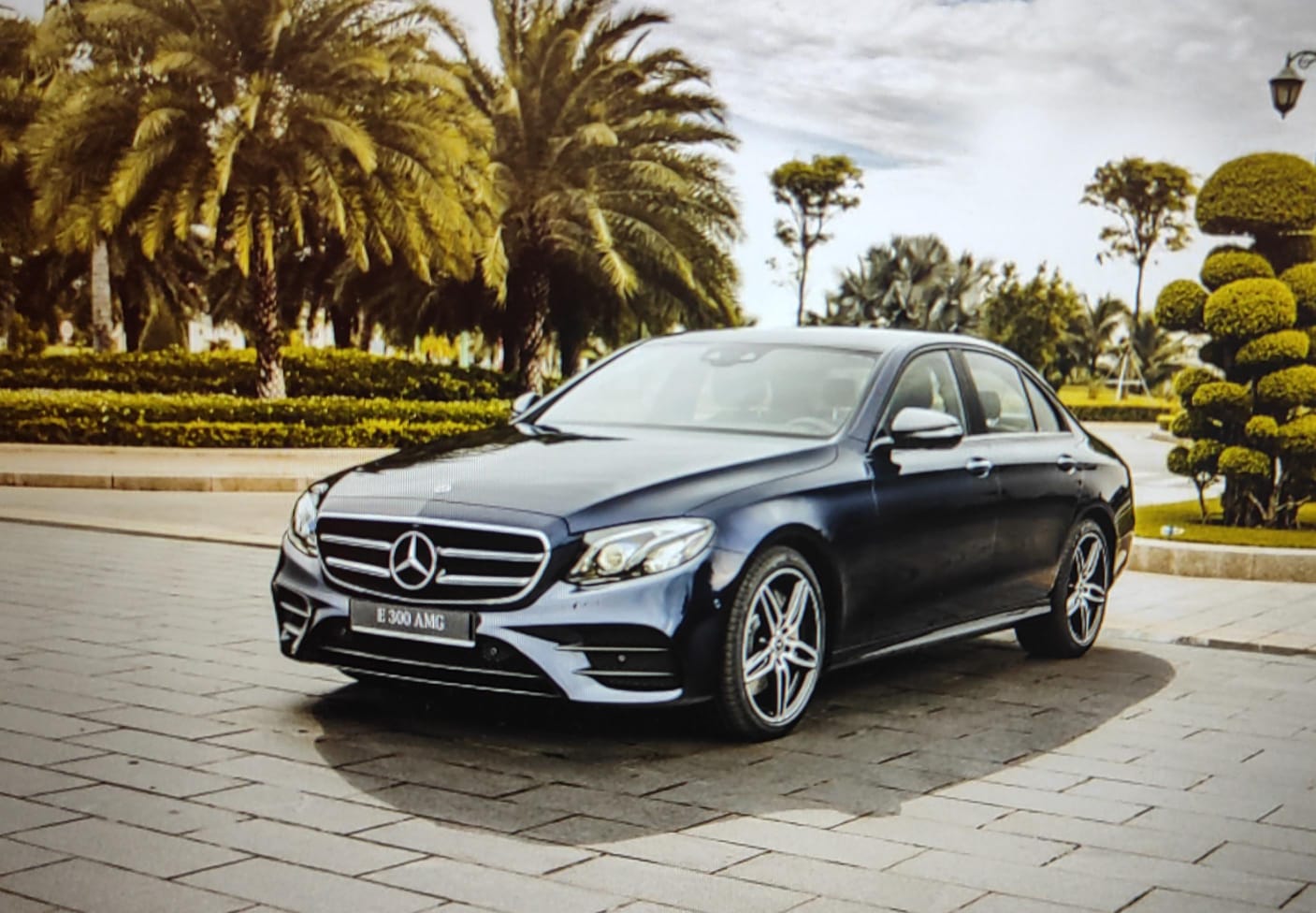 Deputat niyə 100 minlik “Mercedes”də gəzməlidir? – Araşdırma