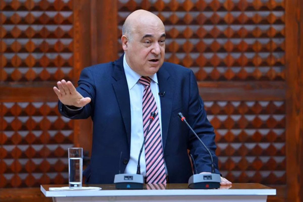 Çingiz Abdullayev: “Nə siyahı görmüşəm, nə də ev bölmüşəm”