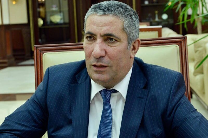 Siyavuş Novruzov: Bu pula qəbiristanlıqdan 10 sm yer almaq mümkün deyil
