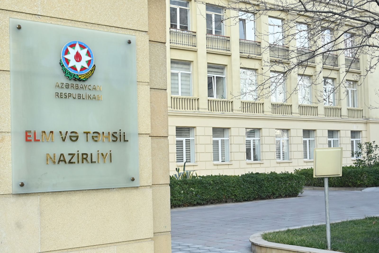 Elm və Təhsil Nazirliyinin TENDER ZÜLMƏTİ... - GÖRMƏK OLMUR Kİ...