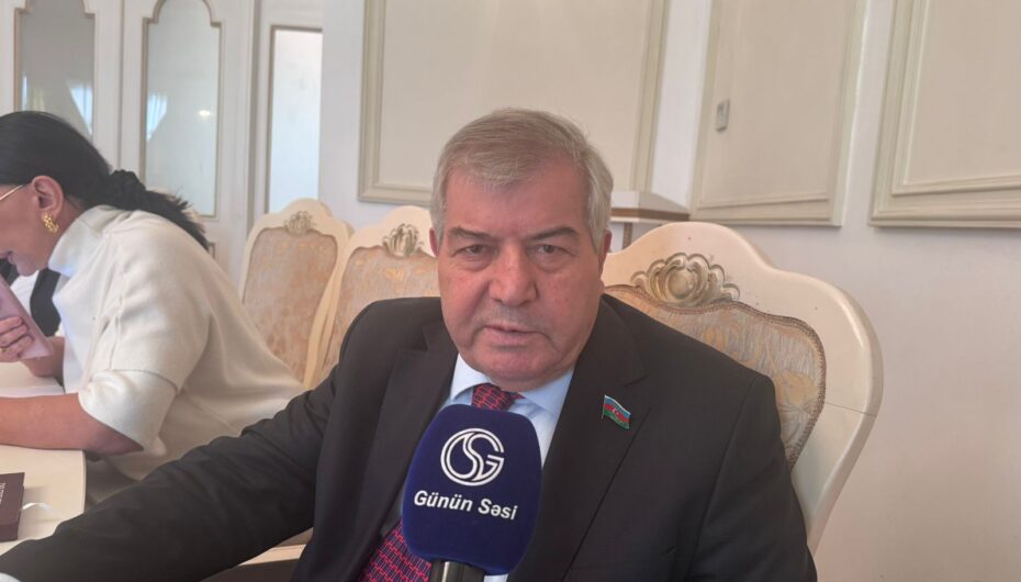 Sabir Rüstəmxanlı onu tənqid edənlərə cavab verdi: -"Bu mədəniyyətlə hara gedəcəksiniz?"