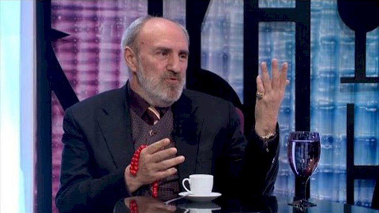 “Şagird müəllimdən “ştuçnı” siqaret istəyir”