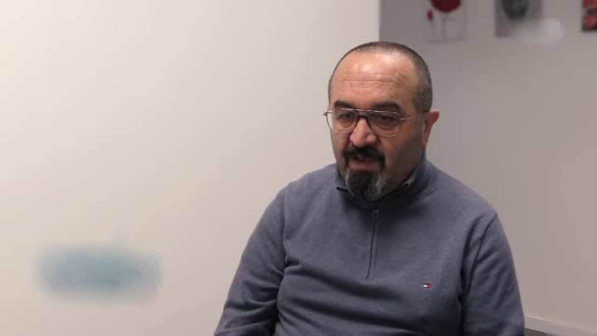 "Məktəblilərin bir-birini qısnamasının kökünü kəsən mexanizm çətin tapıla, çünki..." - RƏŞİD HACILI 