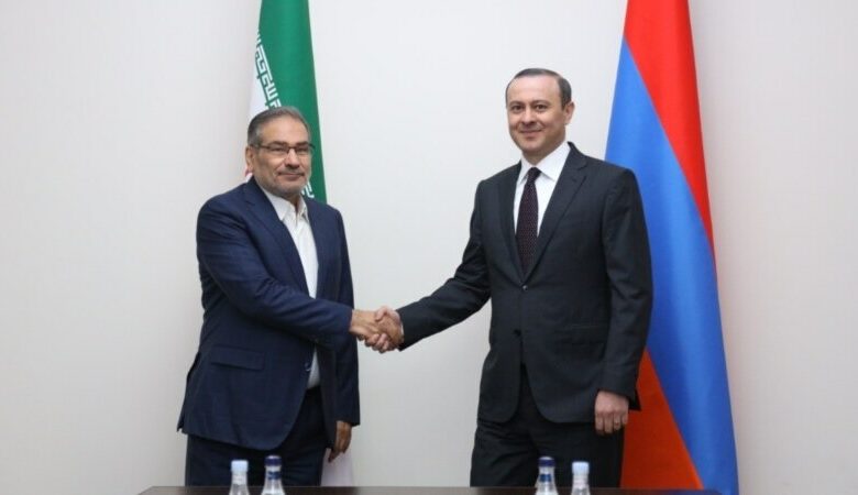 İranın Milli Təhlükəsizlik Şurasının sədri cümə günü Azərbaycana gəlir, amma ilk səfərini Ermənistana etdikdən sonra...