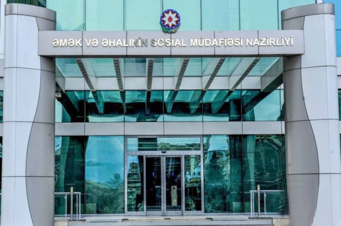 “Bizim bayram etməyə haqqımız yoxdur?” – Pensiyaçılar nazirliyə etiraz edir