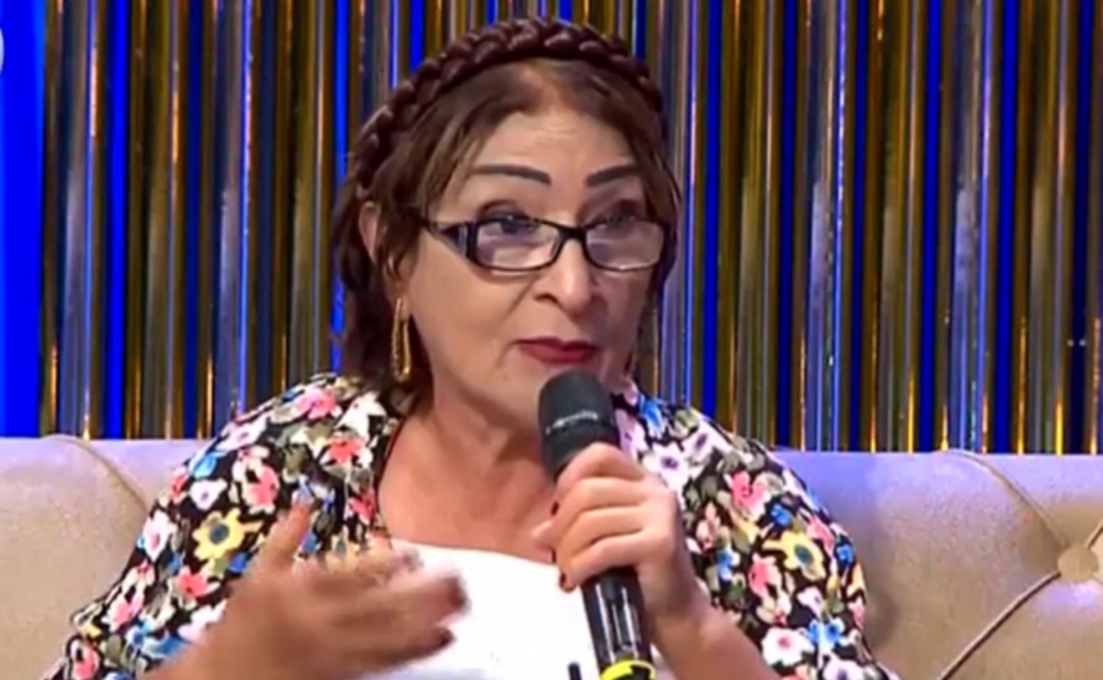 "Üzümü öpür, o tərəfdən də deyir ki, bunu niyə çağırmısan?"