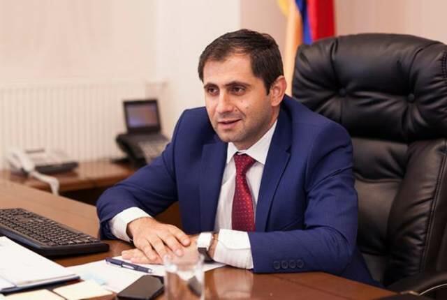 Ermənistan məğlub ordusunu “modernləşdirir”