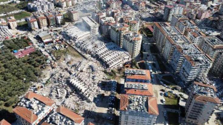 "Cənnətdə bir yer" binasını tikən şirkət rəhbəri ölkədən qaçarkən tutuldu - FOTO