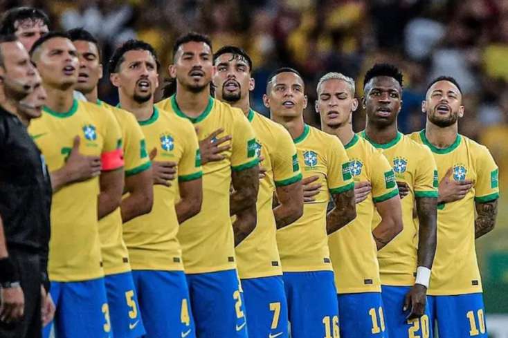 Braziliya millisinin başına o gətirildi - FOTO