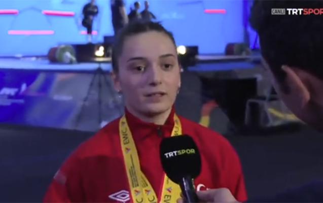 O da İrəvanda qızıl medal qazanıb “Azərbaycan” dedi - VİDEO