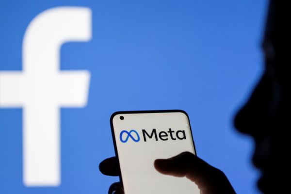 "Facebook"da TƏHLÜKƏ: Bunlardan ehtiyatlı olun