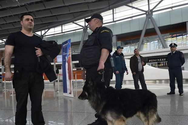İrəvan hava limanında BOMBA HƏYACANI
