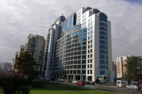 Bakının mərkəzində fantastik qiymətə hotel satılır - FOTO